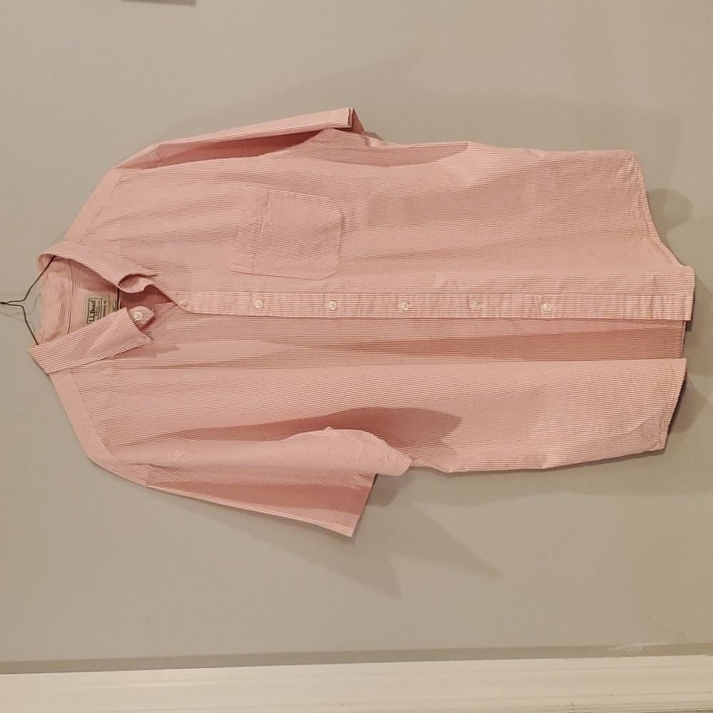 L.L. Bean Men's short sleeve shirt